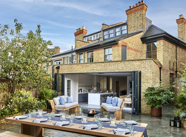 <p>One lucky person is guaranteed to win a stunning North London town house worth over £3,000,000 - along with £100,000 in cash - as part of a new prize draw. </p>