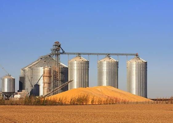 A bin-busting harvest in northwest Iowa is evident in Iowa, where the bins couldn't hold all the high-yielding corn