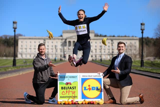 Lidl Northern Ireland today announced a brand-new partnership with Mash Direct Belfast City Marathon as its official ‘Fresh Fruit Supplier’. Lidl Northern Ireland will deliver more than 2 tonnes of quality fruit to power runners to the finish line on race day on Sunday 1 May. As ‘Official ‘Fresh Fruit Supplier’ to the event, Lidl Northern Ireland will be stationed at the start and finish line and relay changeover points throughout the course offering fresh bananas for a much-needed energy boost. Pictured at the launch is (L-R): Robbie Geary, Mash Direct Belfast City Marathon Manager, Sport for Good ambassador and Olympic runner Ciara Mageean and Phil Campbell, Supply Chain Director Lidl Northern Ireland. For more information visit www.lidl-ni.co.uk