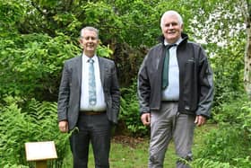 DAERA Minister Edwin Poots and John Joe O’Boyle, Chief Executive of the Forest Service Northern Ireland visit The Belvoir Oak tree, one of a network of 70 ancient trees identified across the UK and dedicated to The Queen in celebration of the Platinum Jubilee under the Queen’s Green Canopy (QGC) initiative.