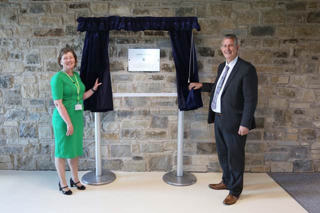 Department of Agriculture, Environment and Rural Affairs Minister Edwin Poots MLA and Department of Agriculture, Environment and Rural Affairs Permanent Secretary Katrina Godfrey are pictured at the official renaming ceremony of DAERA’s headquarter building to Jubilee House to mark the Queen’s Platinum Jubilee.