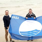 Environment Minister Edwin Poots is pictured with Mark Strong (L), Causeway Coast and Glens Borough Council and Dr Ian Humphreys, Keep Northern Ireland Beautiful at Portrush Curran (East Strand) where he saw how partnership working has helped to improve water quality and facilities for the public at our identified bathing waters.