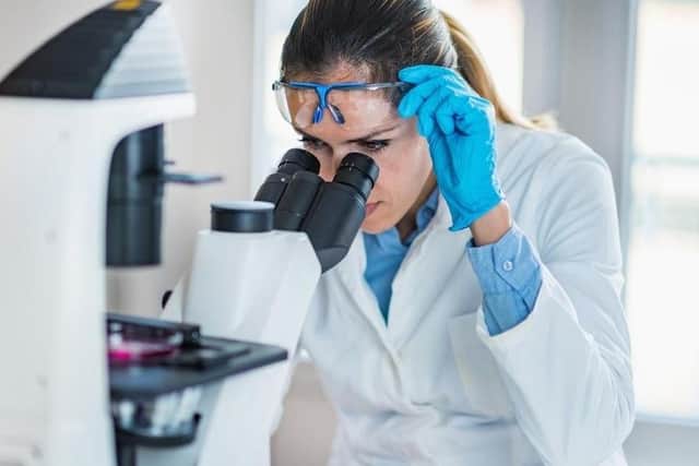 Laboratory technician