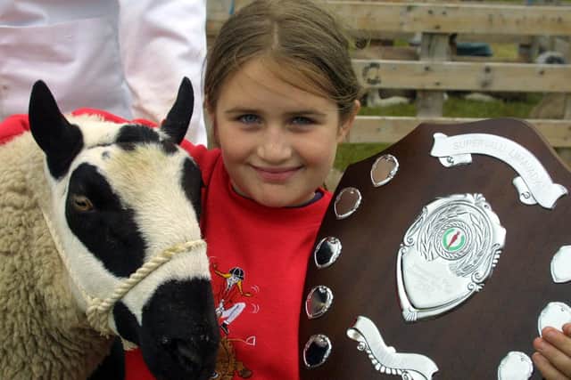 CHAROLETTE HASSARD CHAMPION KERRYHILL AT THE SHOW FROM NEWTOWNSTEWART

PIC KEVIN MCAULEY