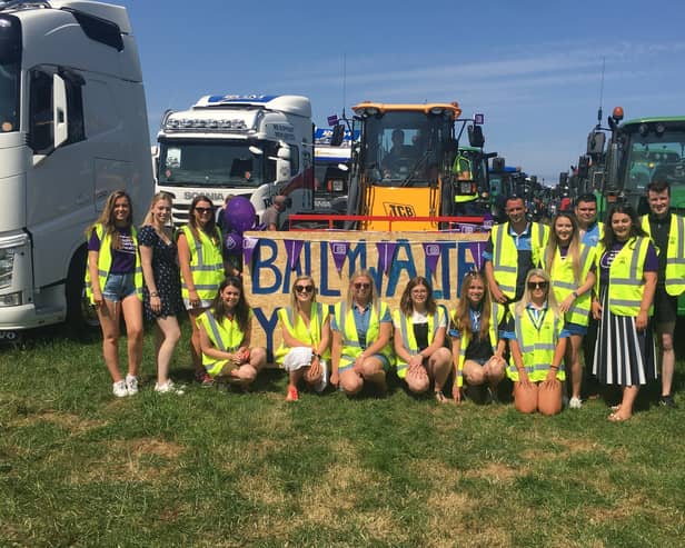 Ballywalter YFC would like to thank every driver and spectator who turned up to support the club’s charity tractor run in aid of Action Mental Health on a very sunny Sunday last weekend. The club had a great turnout of 198 vehicles. Remember to keep an eye out for our upcoming summer activities