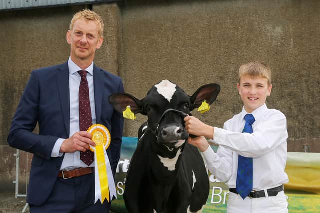 James Gregg, Ballymena was awarded Honourable Mention in the showmanship classes, with David Hodgson, judge