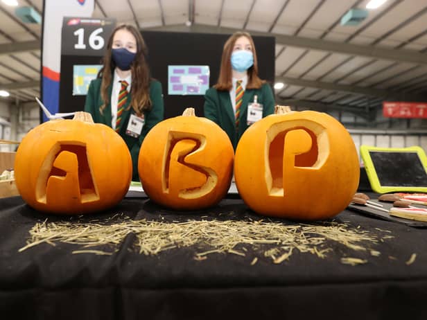 Shortlisted entrants competing at last year’s exhibition during Halloween at Balmoral Park. This year’s event will take place on 28th October and will be judged by an independent panel, for a place in the final stage of the 2023 ABP Angus Youth Challenge.