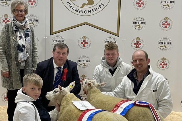 The title of Best Butcher Pair at the fifth Royal Ulster Premier Beef & Lamb Championships was awarded to Jamie McCutcheon from from Trillick, Co. Tyrone. Pictured (L-R)  Alongside the two Champion Beltex lambs were Christine Adams, Andrew Burleigh (Judge), Jaden, Jamie and Andrew McCutcheon.