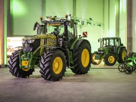 As a thank you to the production team, the tractor was wrapped in portrait photos of more than 300 employees.