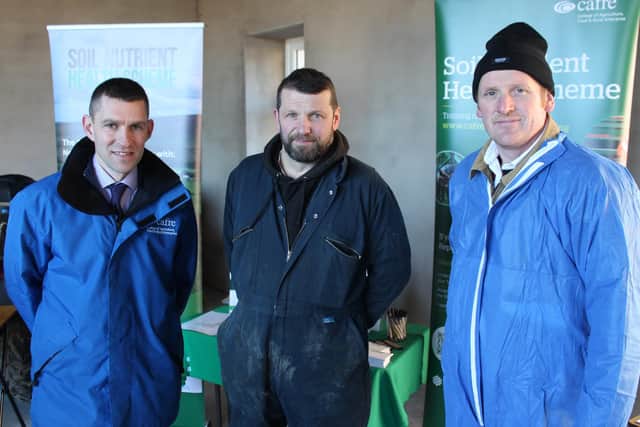 Attending the recent CAFRE slurry management in Banbridge: l to r: Mark Scott, CAFRE; Ian McClelland, host and Dromara dairy farmer, Gregg Sommerville