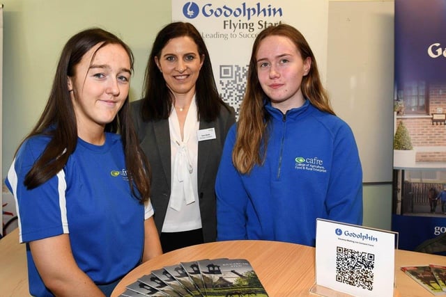 CAFRE Enniskillen Campus Level 3 students Aisling Moohan (Frosses, Donegal) and Amy Murphy (Ballymena) gain insight into the Thoroughbred industry with Ciara Devitt, Godolphin.