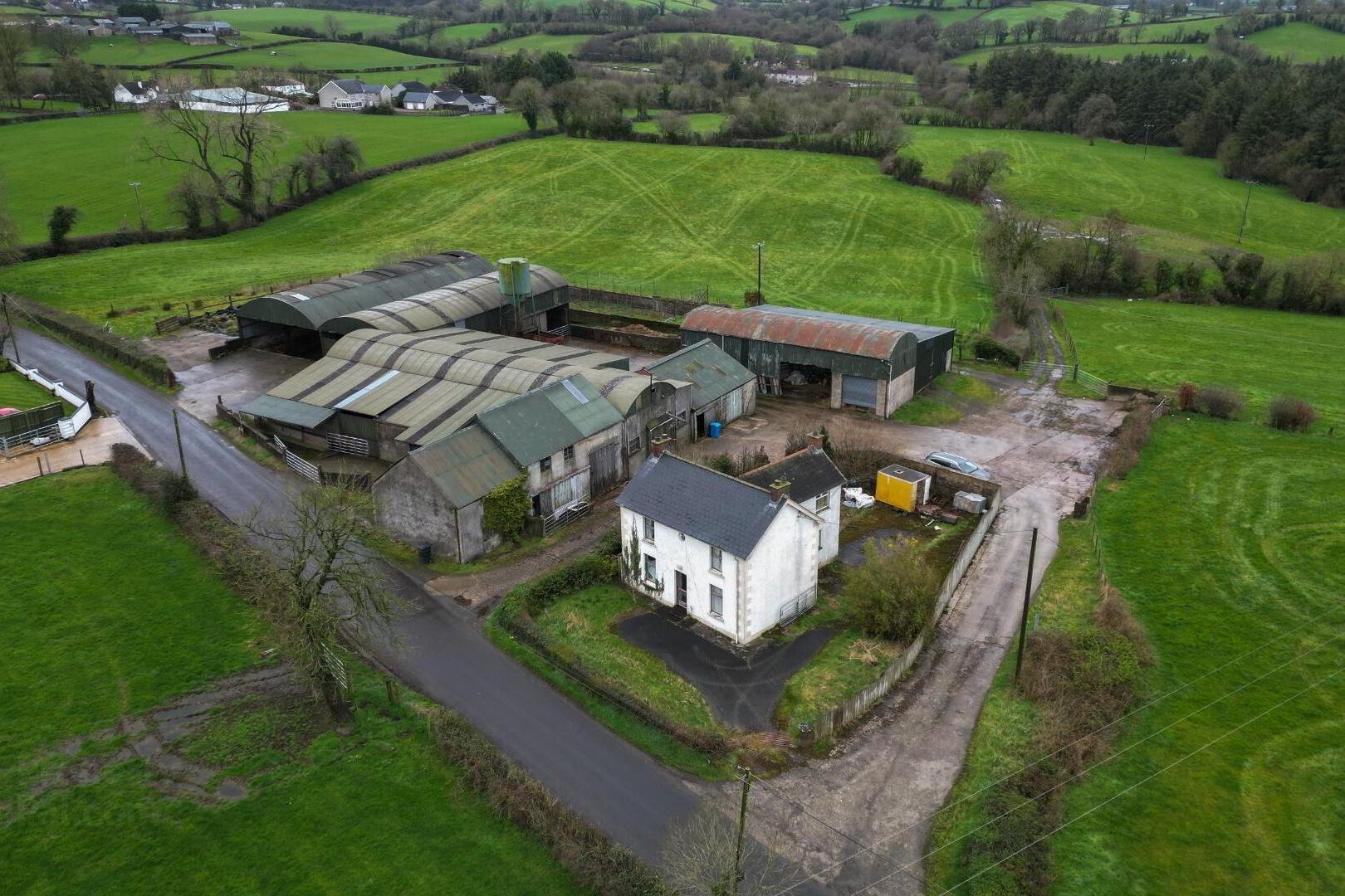 Offers over £400,000 for 21 acre farm with extensive outbuildings and building site for substantial two-storey dwelling - Vimarsana News