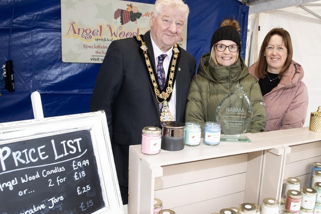 Mayor of Causeway Coast and Glens, Councillor Steven Callaghan with Lynne Rainey of Angel Wood Candles and Catrina McNeill, Council’s Town Project officer. Pic: McAuley Multimedia