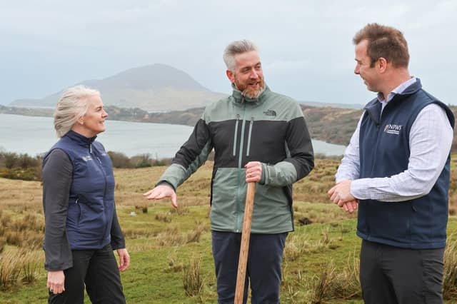 Minister of State for Heritage, Nature and Biodiversity Christopher O’Sullivan with Eugene Finnerty and Fiona Monaghan, Head of Product Development – Activities, Fáilte Ireland