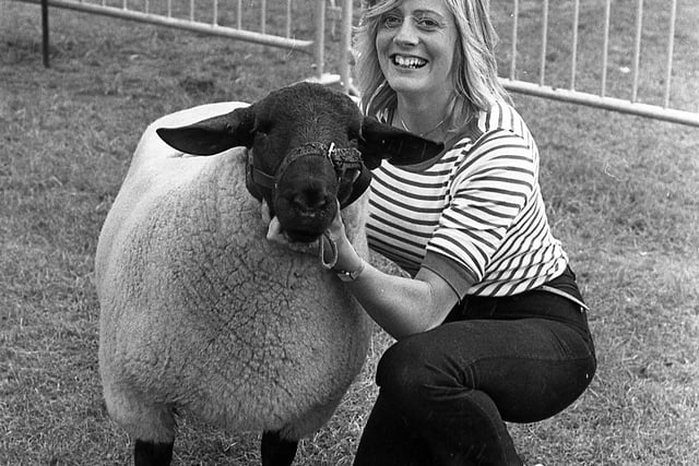 Janet Boles from Lylehill, Templepatrick, pictured in August 1982 with one of the prize-winning Suffolk rams of David Duncan, Largy Road, Crumlin, which made the second highest price of 520gns at the breed show and sale at Balmoral. Picture: Farming Life/News Letter archives