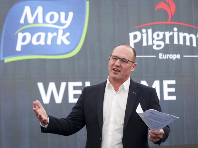 Justin Coleman, Poultry Business Unit Director, Pilgrim's Europe welcoming guests to Moy Parks annual reception on Wednesday 15th May at Balmoral Show.