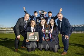 2022 ABP Angus Youth Challenge Winners, Newtownhamilton High School and Cookstown High School with George Mullan, Managing Director of ABP in Northern Ireland and Charles Smith General Manager, Certified Irish Angus Producer Group. (Pic: MCAULEY_MULTIMEDIA)