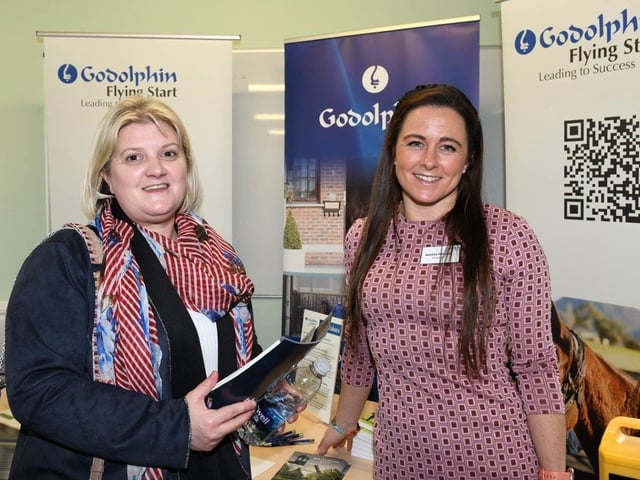 CAFRE Enniskillen Campus Graduate Martina Dempsey, Godolphin discusses the Flying Start programme with Certificate in Higher Education in Equine Science and Management student Judith Todd (Dromore, Co Down).