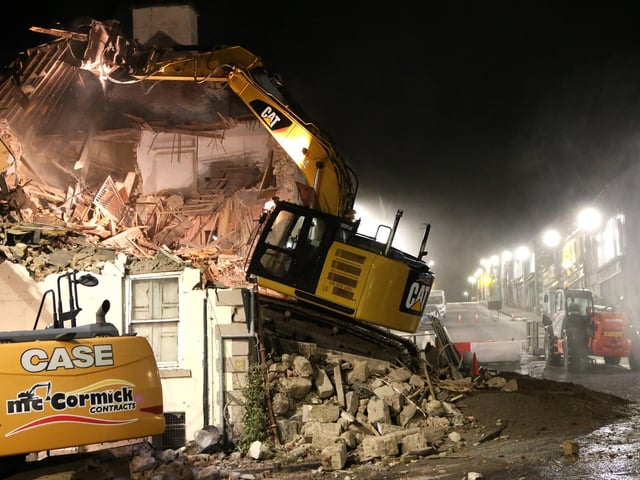 ANTRIM ARMS DEMOLISHED IN BALLYCASTLE..... PICTURE KEVIN MCAUEY/MCAULEY MULTIMEDIA