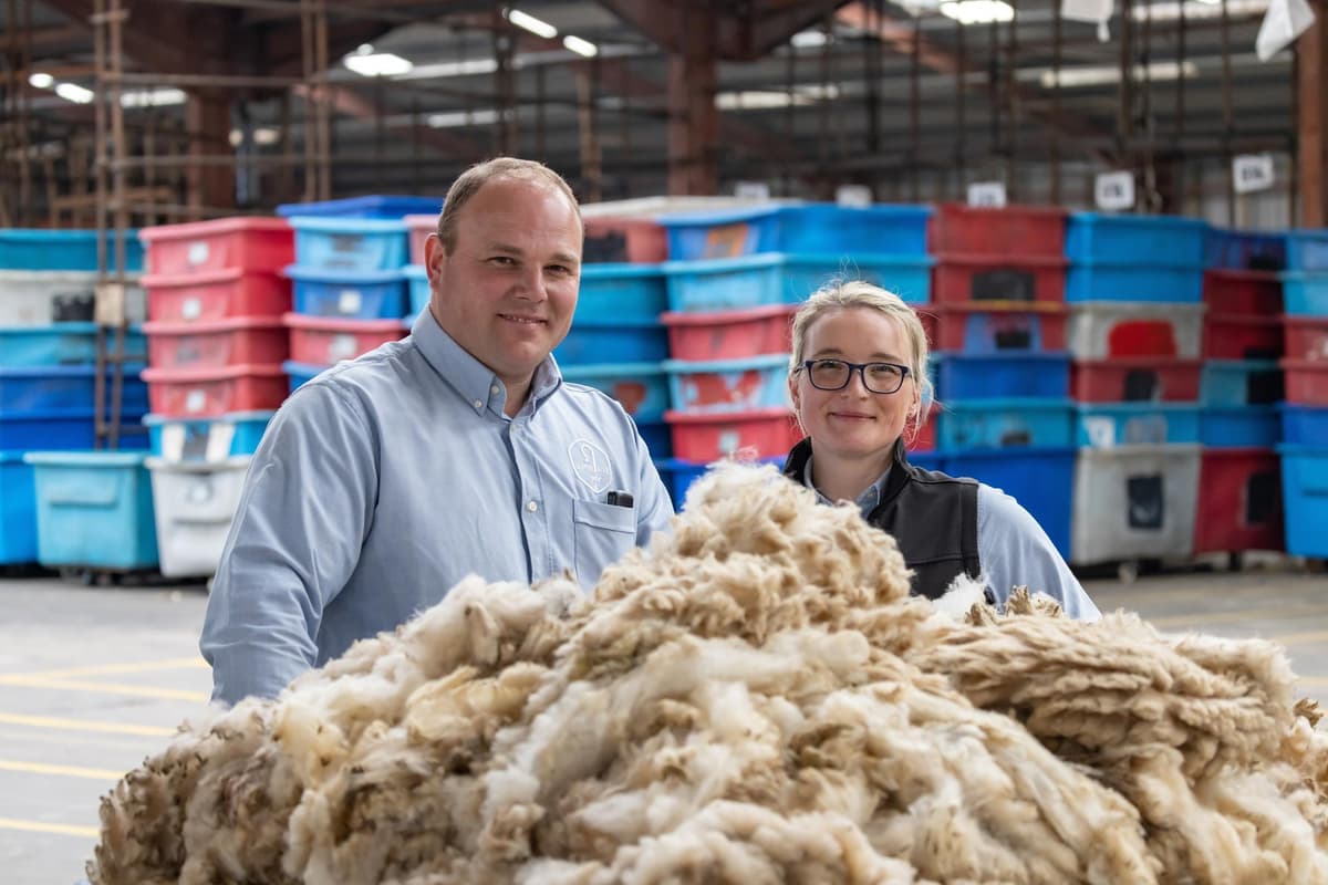 Polyester/wool Project Schools announced in Ulster Wool project