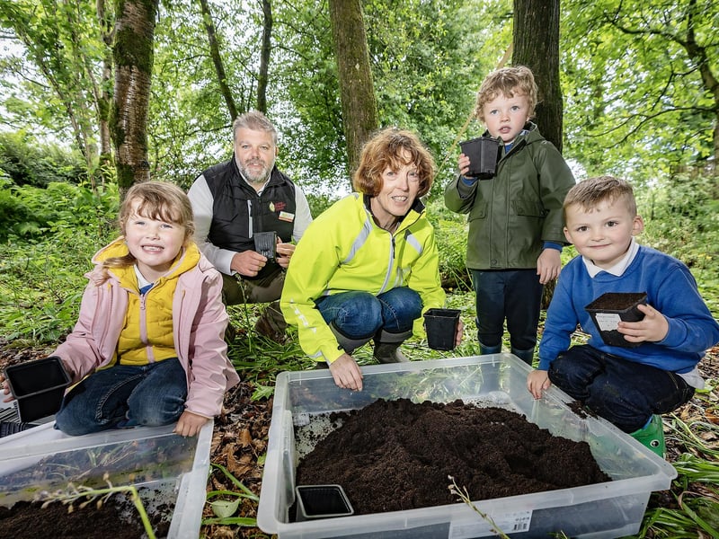 Hannah Caldwell, Finn Farmer and Saul Weir, with Dereck Lough, UFU and Patricia Gilbert, Ballylagan Farm, Ballyclare