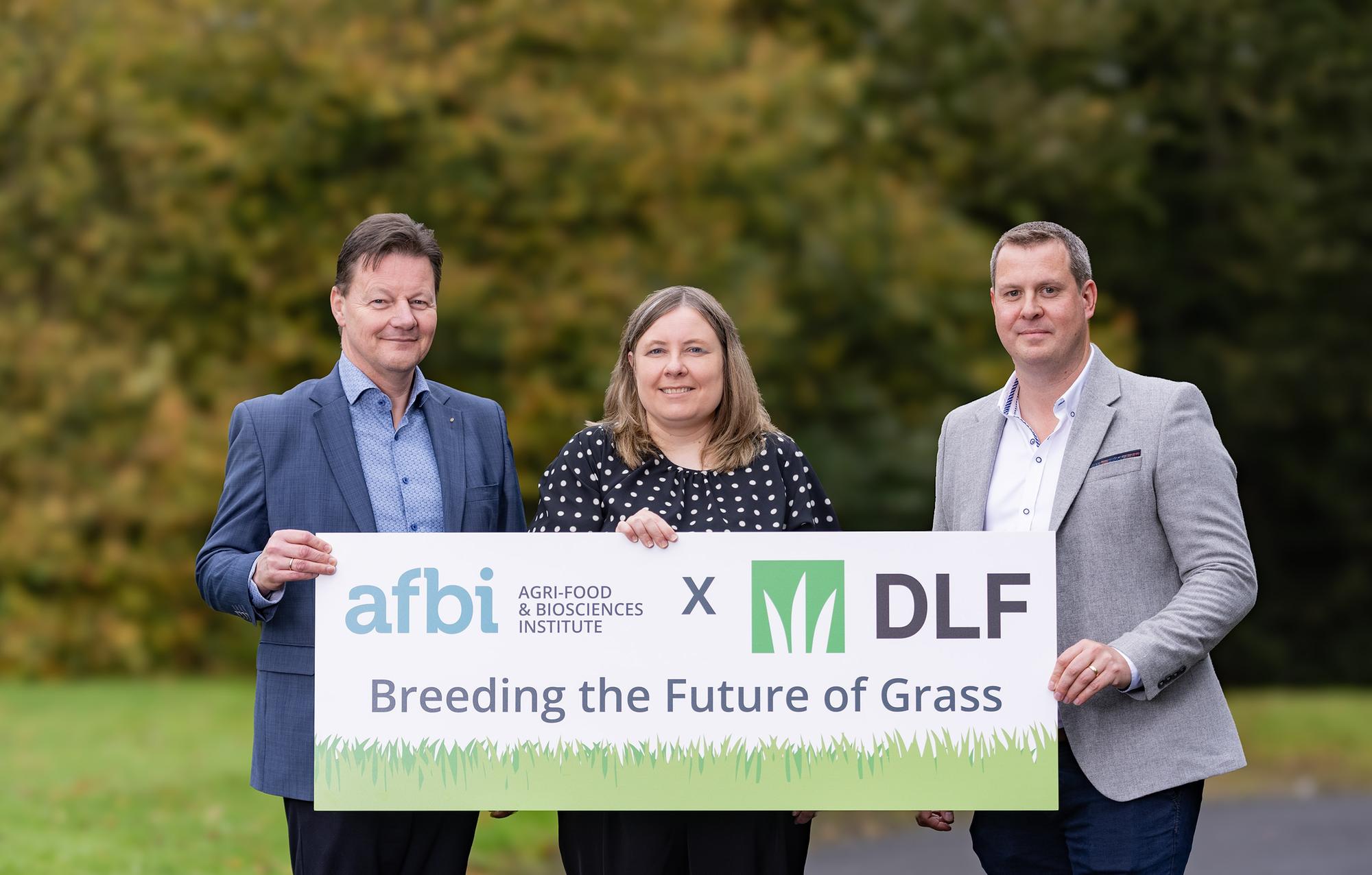(L-R) Christian Sig Jensen, head of Corporate Product Management at DLF; Dr Gillian Young, head of AFBI’s grass breeding research programme, and Lee Wilson, General Manager of DLF Ireland.