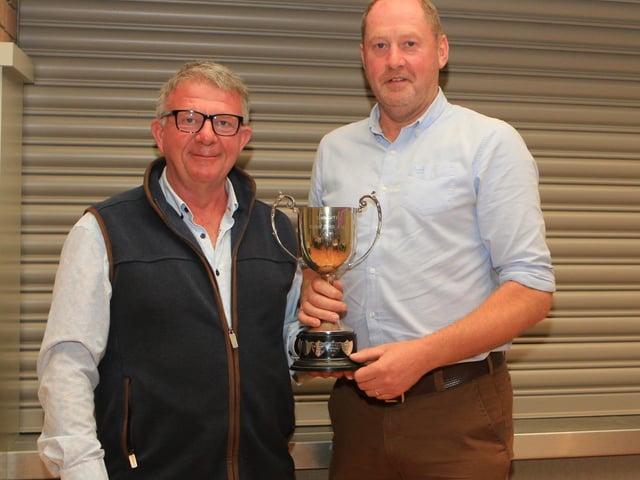 March sale best opposite sex winner cup went to William & George Nelson, Drumacritten Robin. Pictured are Trevor Wylie and George Nelson