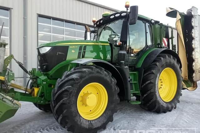 One of the standout lots is this John Deere 6250R