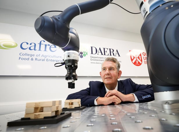 Press Eye - Belfast - Northern Ireland - 30th June 2021 - 

DAERA Minister Edwin Poots MLA launches
DAERA’s Robotics and Automation Pilot Project – a collaboration between CAFRE and the Northern Ireland Technology Centre (NITC) of Queen’s University Belfast (QUB).

Photograph by Kelvin Boyes /  Press Eye.