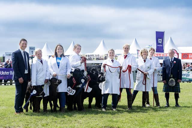 Native Interbreed Team of Five reserve champions, Dexter. Pictured with LMC chief executive Colin Smith and judge Colin Fordyce. (Pic: LMC)