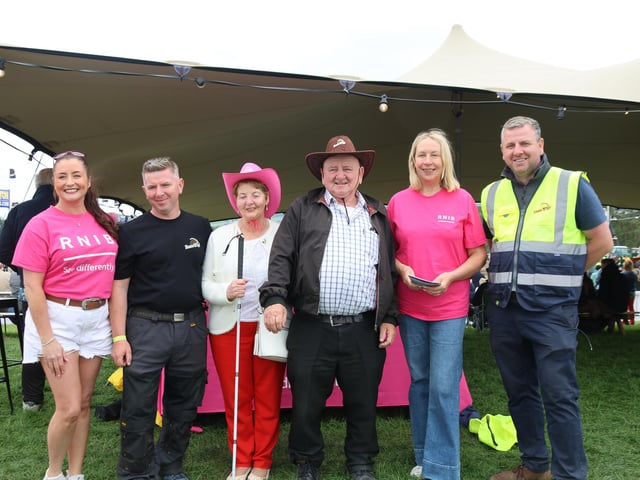 STEPHEN KEALEY'S FAMILY+CHARITY REPS