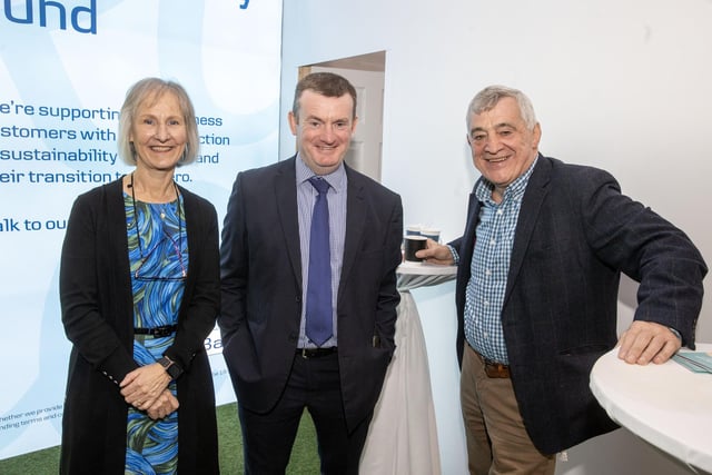 Elaine Alderdice and Gerard Hasson from Danske Bank chat with David Workman at the Danske Bank stand during RUAS Winter Fair. ( Pic: MCAULEY_MULTIMEDIA)