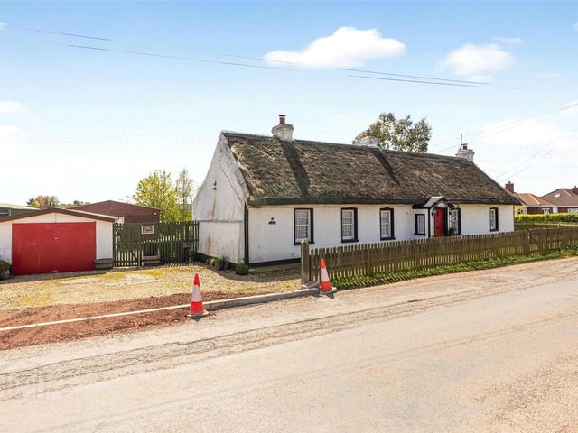 'The Haven', 31 Halfpenny Gate Road Moira, Lisburn, BT67 0HW 2 Bed Detached Bungalow