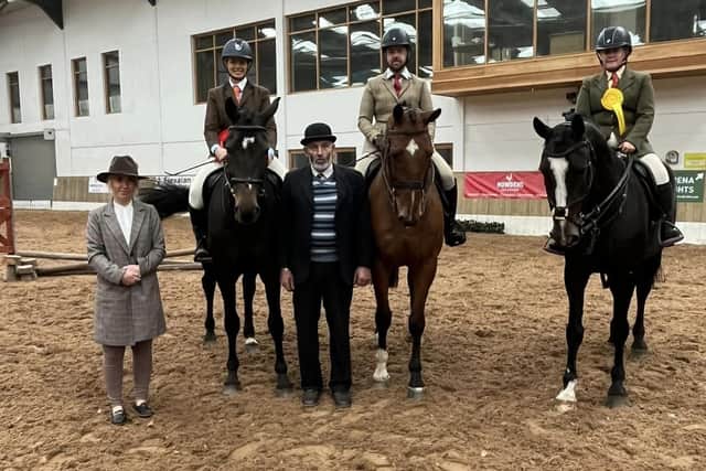 Horse 1m winners pictured with judge Patrick Traynor and Cherie McHugh