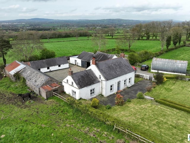 This outstanding circa 65.6 acre farm benefits from significant road frontage and comprises top quality, highly fertile arable quality lands.