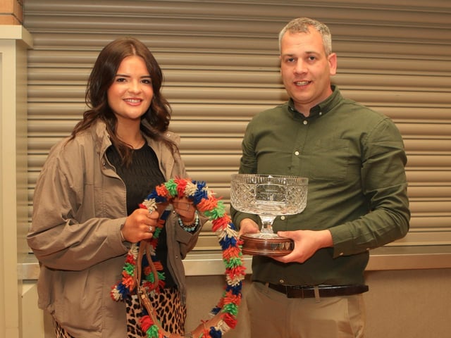 Danske Bank female of the year crystal bowl, cow bell winner: Ballinalare Farm Ritz from Joe & Alan Wilson. Collecting the award is Lexi Heatrick presented by club chairman Shane McDonald