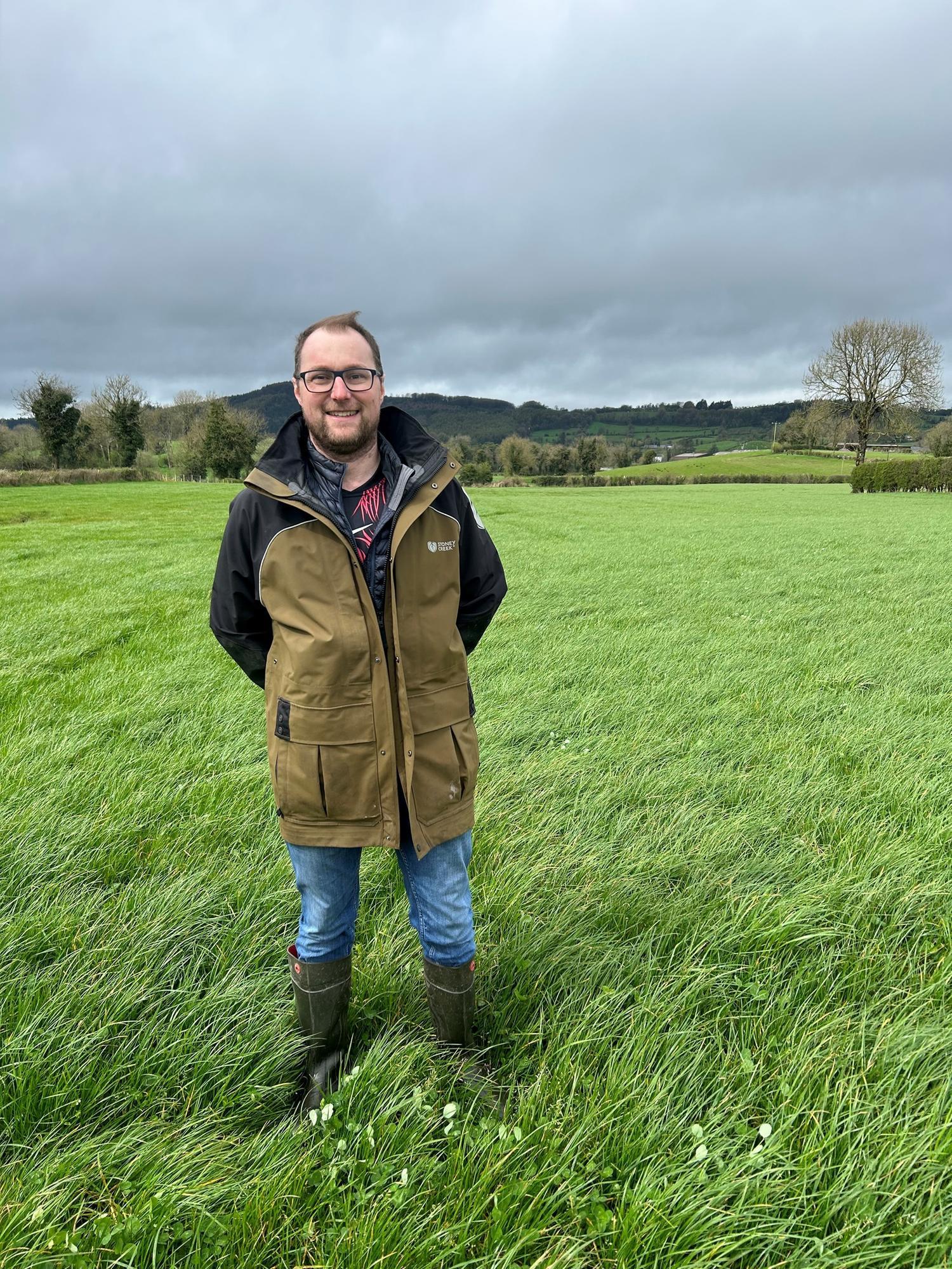 Farmer experiences of establishing Red Clover swards to be discussed at AgriSearch farm walk - Vimarsana News
