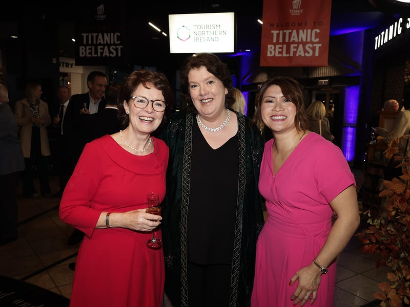 Helen Mark, Paula McIntyre, Suzie Lee