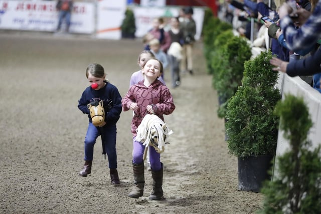 The hobby horse class proved popular with these young competitors. (Image: Jane Emily)