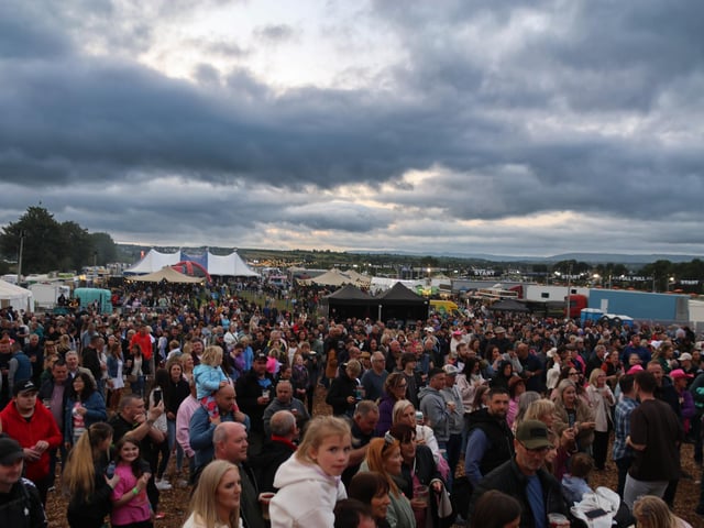 CROWDS ENJOYING REVVV IT UP