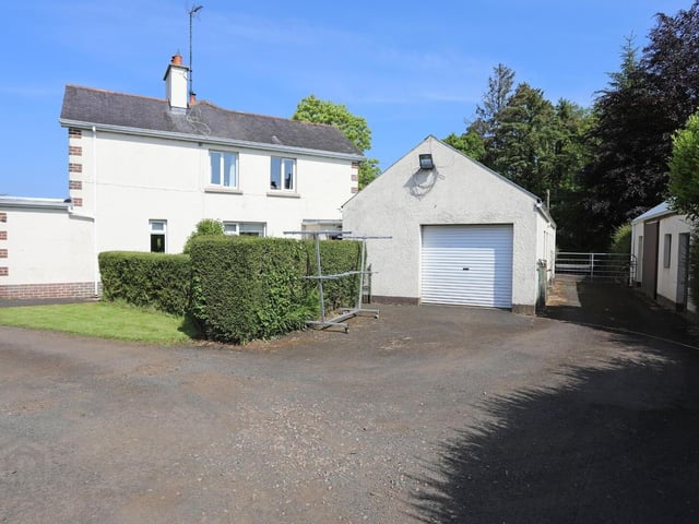 "Laureldeane", 37 Kilrea Road Garvagh, BT51 5LR  4 Bed Detached House with Small Holding