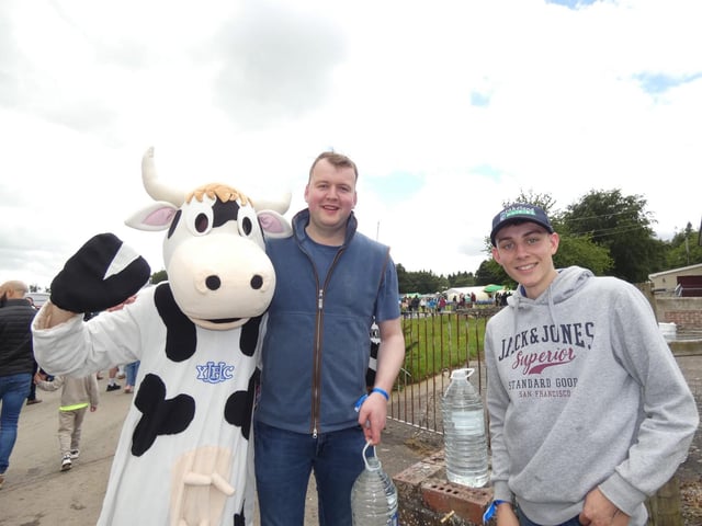 Collone YFC members James and Matthew enjoying show day