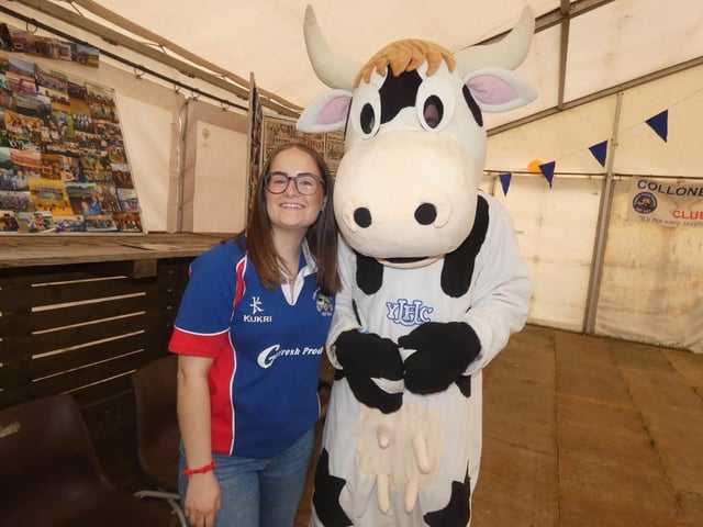 Sophie Hawthorne pictured with Moo