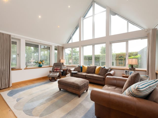 Lendrum Farm is an exceptional agricultural property with a superb five-bedroom farmhouse, productive land, an extensive range of farm buildings, a bothy and renewable energy assets, all situated in the heart of Aberdeenshire’s renowned agricultural region.
