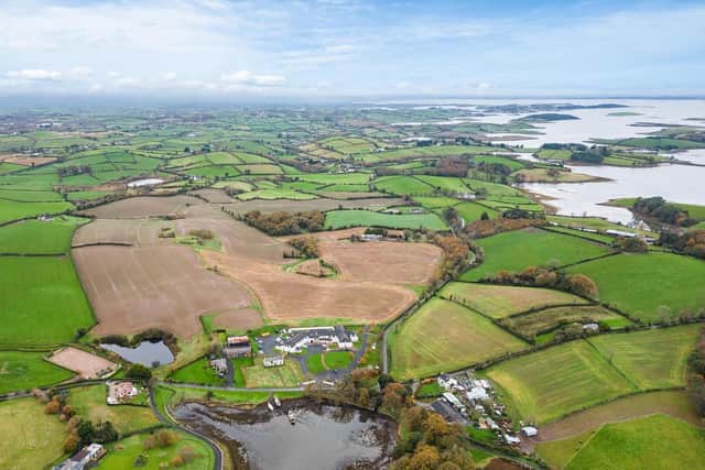 The land extends to a total area of 83.69 acres, of which 76.52 acres is arable. Image: www.savills.com