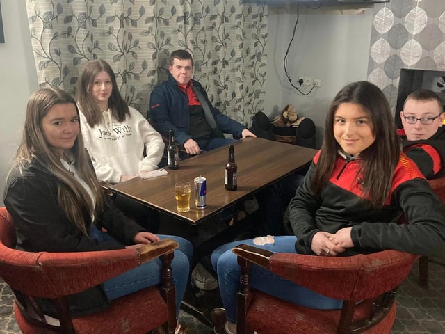 Derg Valley YFC who attended the Tyrone quiz night