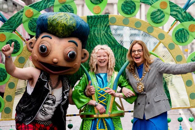 Belfast Lord Mayor, Councillor Tina Black, is joined by colourful characters from the Beat Carnival as the city counts down to this year’s St Patrick’s Day celebrations. The extended festival will include a trad trail, free concert at Custom House Square on 16 March and a colourful, carnival pageant parade through the city centre on 17 March.