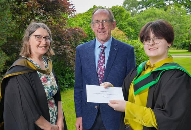 The Vaughan Trust Prize was presented to the top student on the BSc (Hons) Degree in Equine Management programme, Thalia O’Hare (Belfast) by Alan Warnock. Congratulating Thalia on her outstanding achievement was Jane Elliott (Head of Equine, Enniskillen Campus, CAFRE). Pic: CAFRE