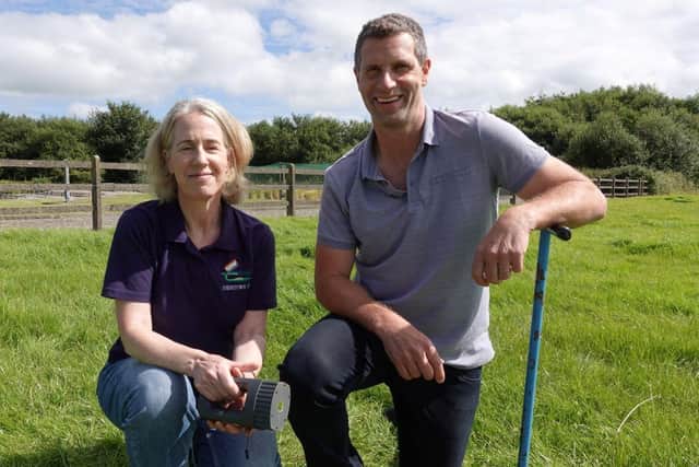 Dr Karen Daly, Teagasc, with presenter Jonathan McCrea on tonight’s episode of 10 Things to Know About… Food Security.