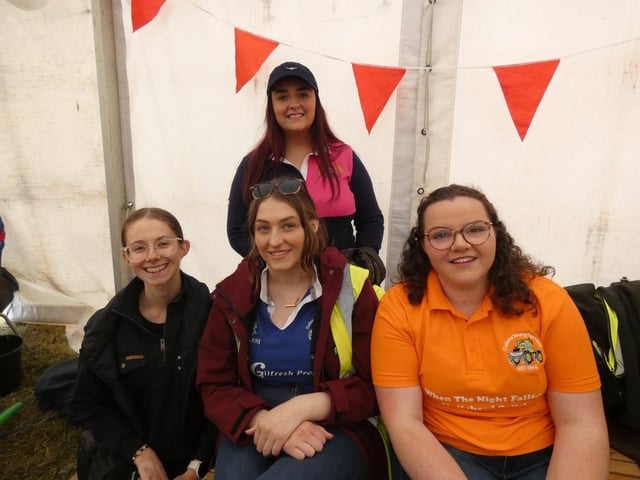 Collone YFC members enjoying the jiving competition